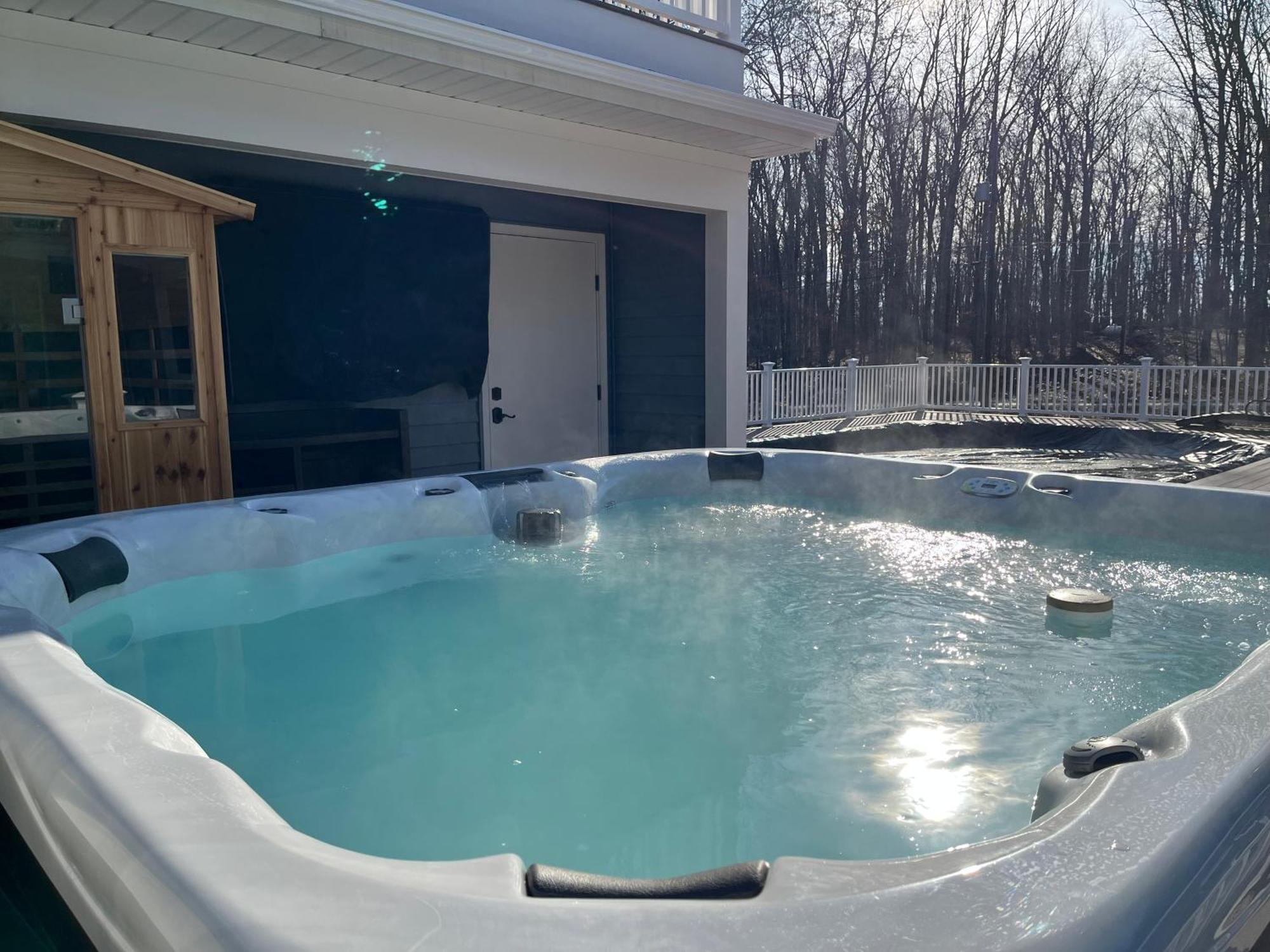 Four Seasons For Fun Bed & Breakfast Lakeville Exterior photo