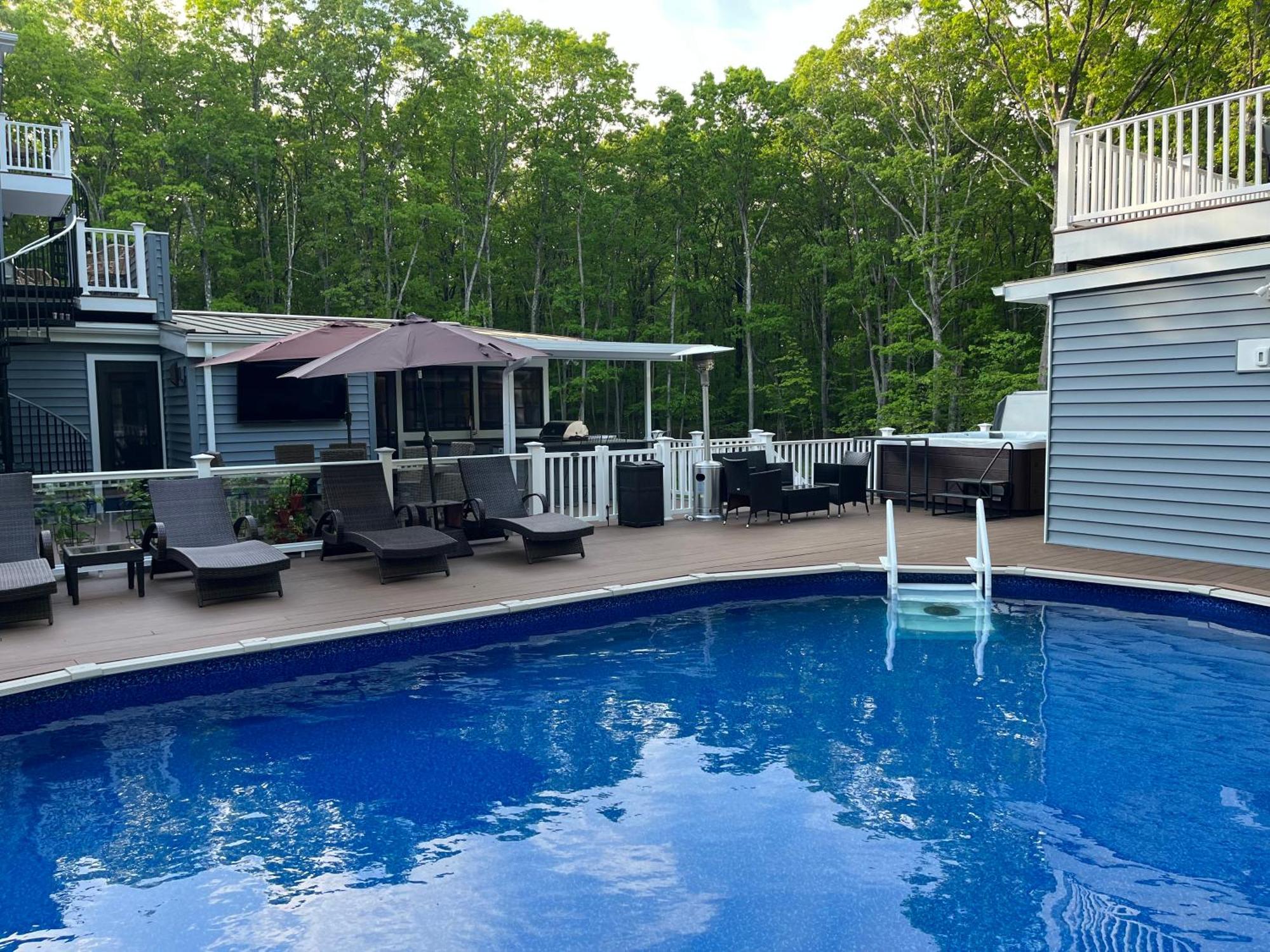 Four Seasons For Fun Bed & Breakfast Lakeville Exterior photo